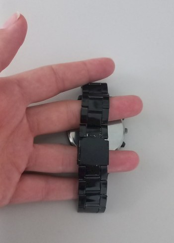 Beden Siyah Metal Kordonlu Erkek Saat