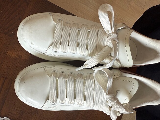 Alexander McQueen Yeni gibi orjinal