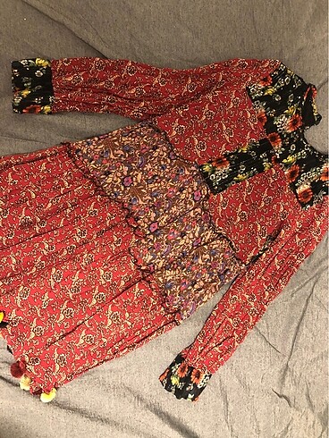 s Beden çeşitli Renk Zara marka çok tatlı bir elbise