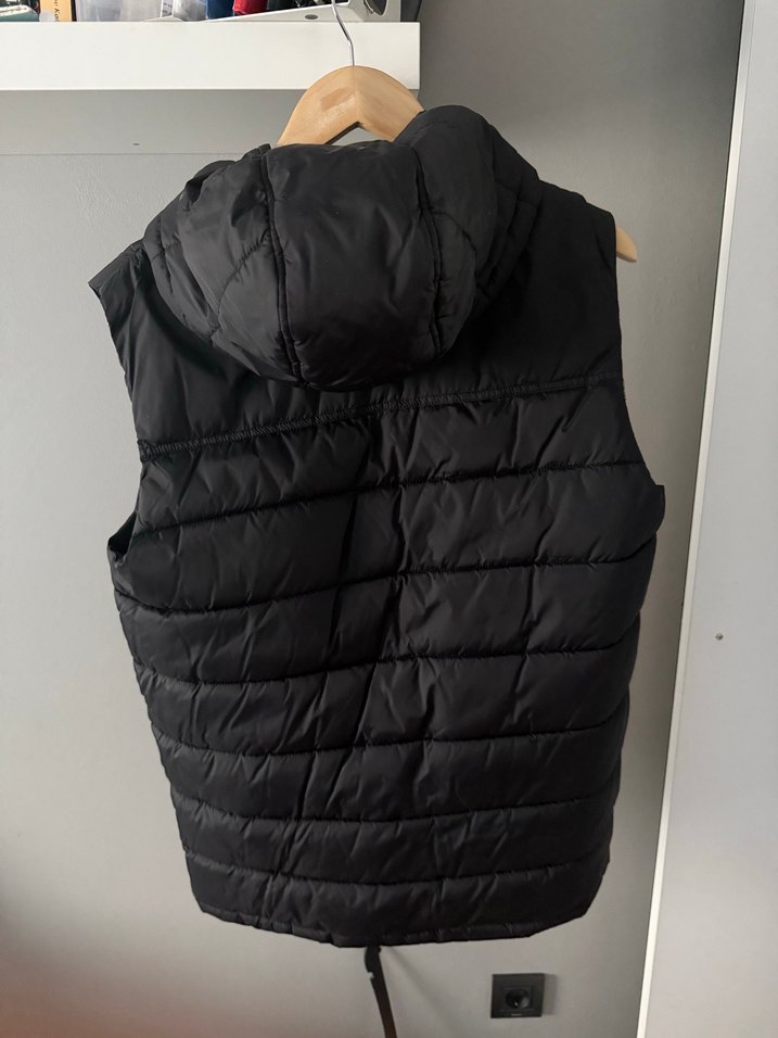 Siyah Kapüşonlu Erkek Şişme Yelek - Görsel 3