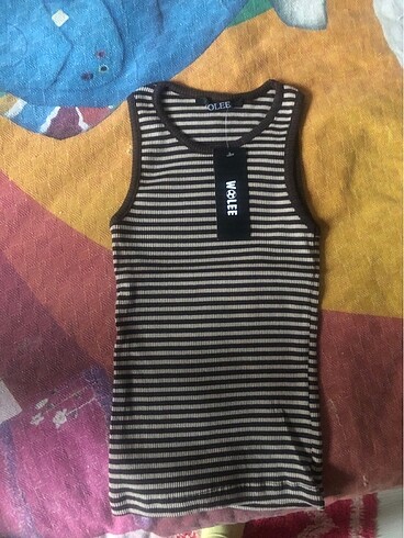 l Beden Yeni etiketli crop