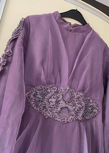 Mor Uzun Kollu Nakışlı Kadın Abiye Elbise - Görsel 2