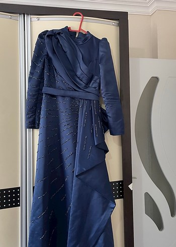 Navy İşlemeli Drapeli Uzun Abiye Elbise - Görsel 6