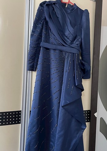 Navy İşlemeli Drapeli Uzun Abiye Elbise - Görsel 4