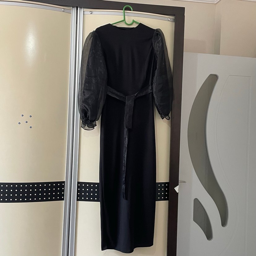 Siyah Uzun Kollu Gotik Elbise - Görsel 2