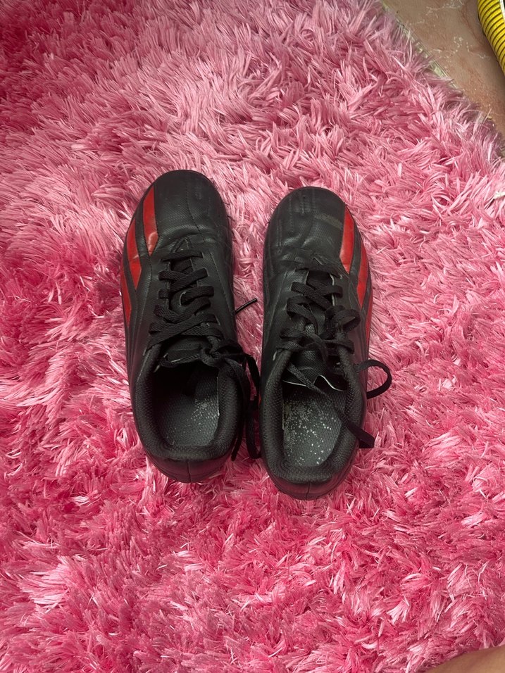 adidas orjinal siyah krampon tekinlerden alınmıştır 35 NUMARA - Görsel 3