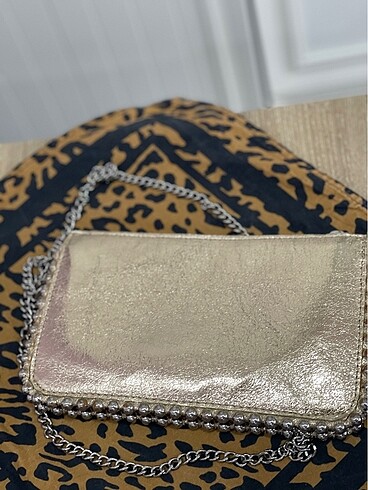 Zara Golddd
