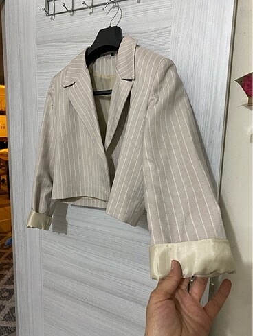 m Beden Crop blazer ceket