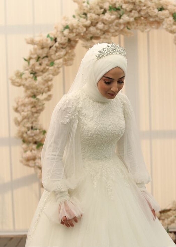 Tesettür Nisanur gelinlik - Görsel 3