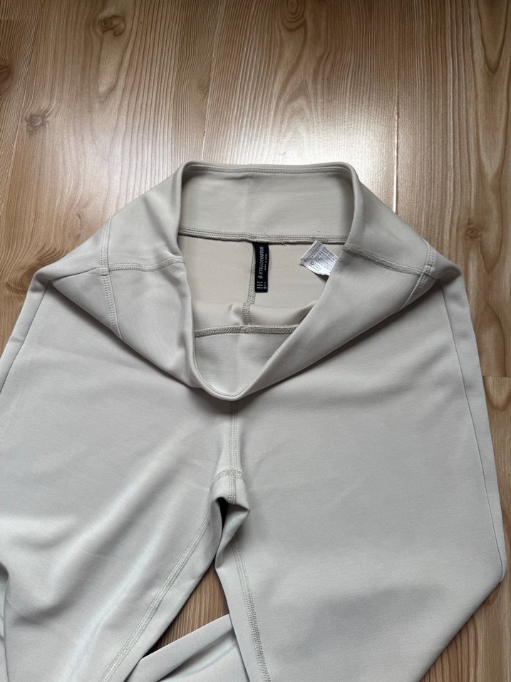 Stradivarius çan paça yumuşak eşofman altı - Görsel 3