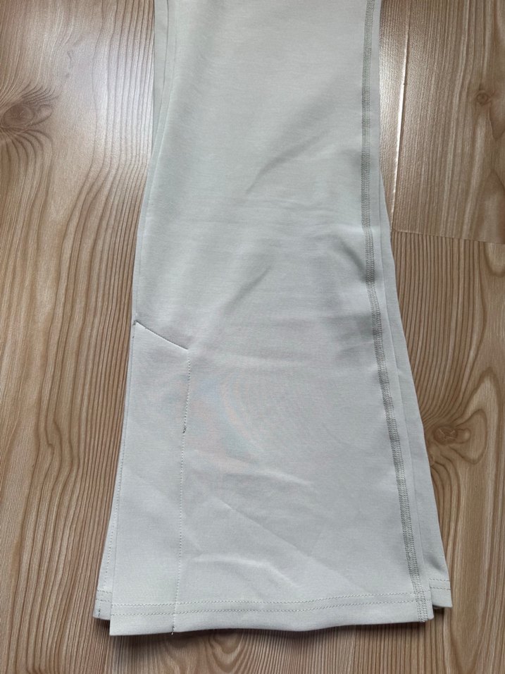 Stradivarius çan paça yumuşak eşofman altı - Görsel 5