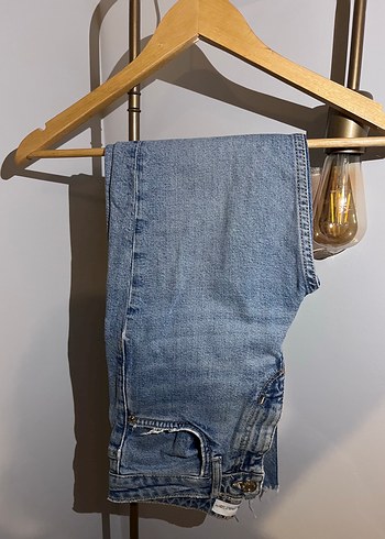 Zara Straight Model Jean