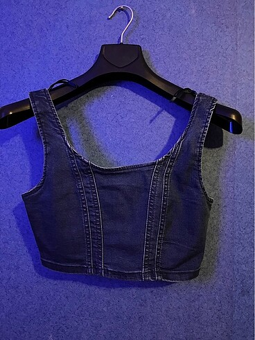 Jean Crop