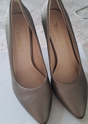 Zara Bej Yılan Desenli Kadın Stiletto