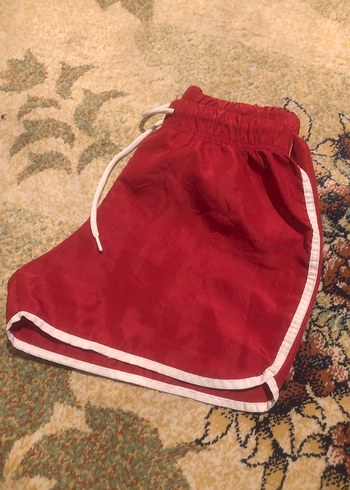 Kırmızı Mini Spor Şort - Görsel 2