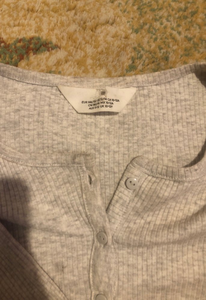 Gri Düğmeli Uzun Kollu Kız Hırka - Görsel 3