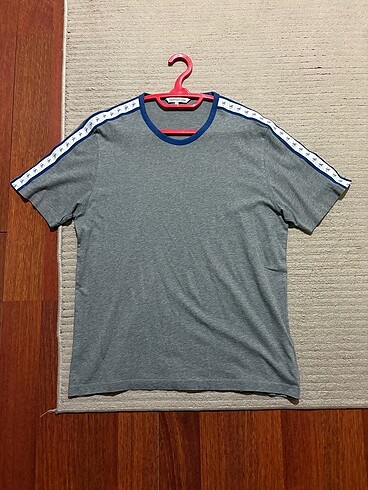 Orjinal Calvin Klein Tshirt