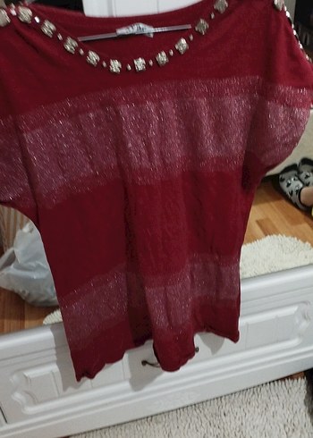 Bordo İşlemeli Kadın Bluz - Görsel 2