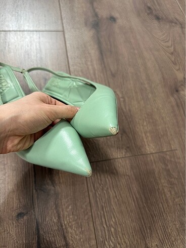 35 Beden Zara Stiletto Topuklu Ayakkabı