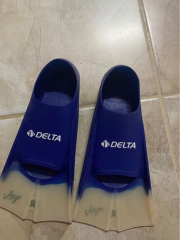 Delta Delta Palet
