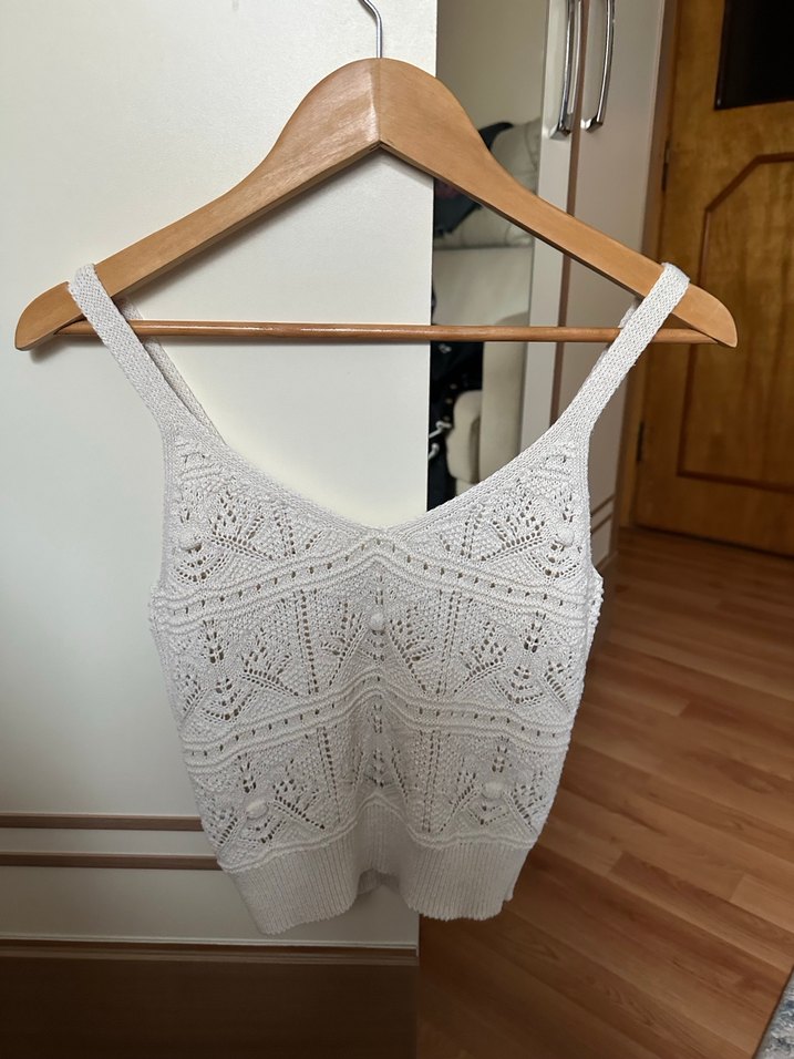 Nakışlı ekru bej renk V Yakalı Örgü Bayan Atlet - Görsel 2