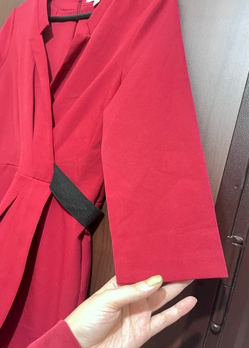 Bordo V Yaka Kemerli Mini Kalem Elbise - Görsel 6