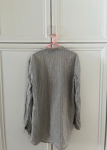 Gri Çizgili Uzun Kollu Kadın Gömlek - Görsel 3