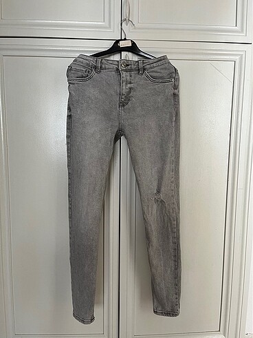 Bershka Jean