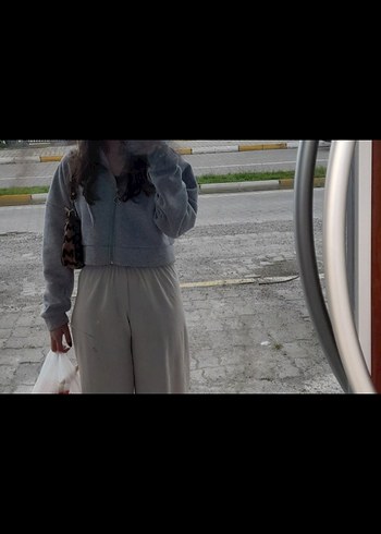 Gri Kapüşonlu Fermuarlı Kadın Sweatshirt