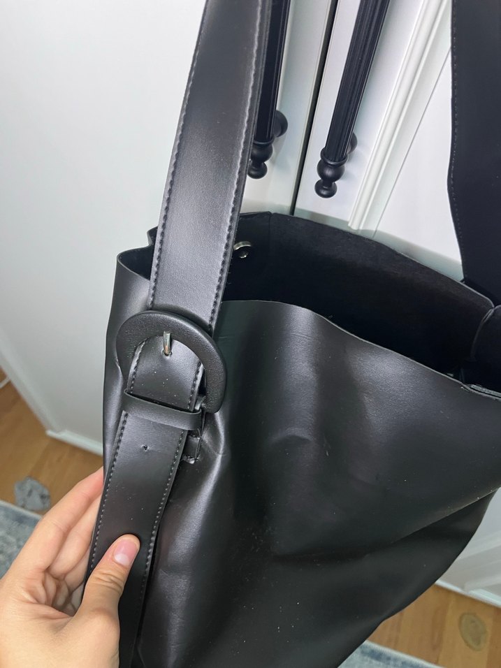 Tokalı Siyah Deri Kadın Çanta - Görsel 4