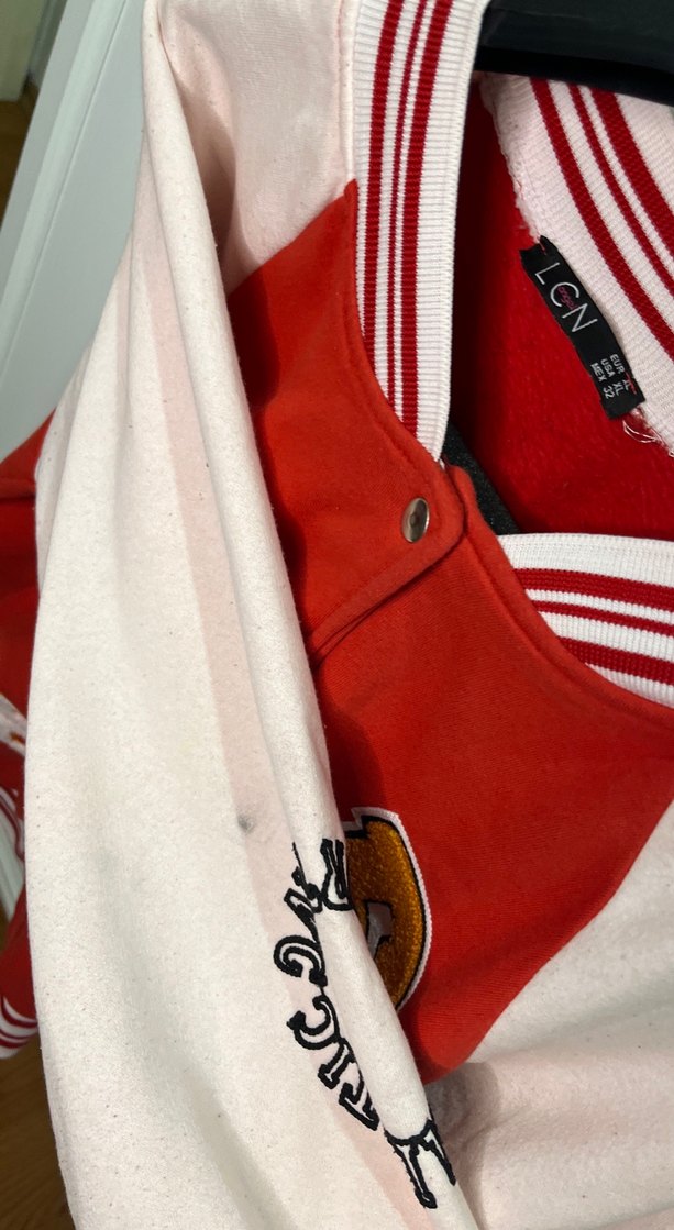 Düğmeli Kırmızı Beyzbol Ceket - Görsel 4