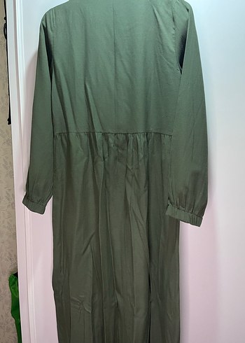 Düğmeli Yeşil Nakışlı Uzun Keten Elbise - Görsel 4