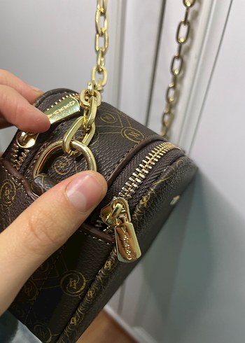 Zincir Detaylı Kahverengi Yılan Derisi Desenli Deri Çanta - Görsel 6