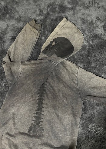 Gri Kapüşon - Görsel 2