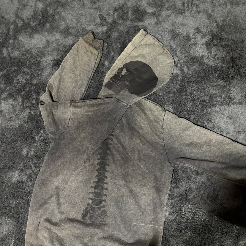 Gri Kapüşon - Görsel 2