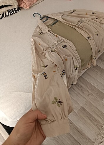LC Waikiki Krem gömlek