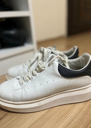 Alexander McQueen Kadın Beyaz Platform Spor Ayakkabı - Görsel 2
