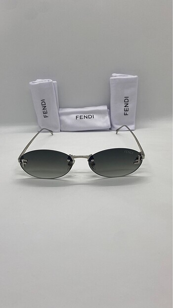 FENDİ YEŞİL CAM