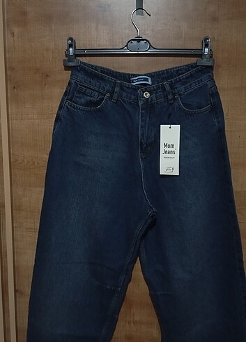 Baggy jeans