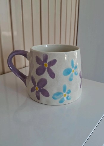 Pastel Renkli Çiçek Desenli Seramik Kupa
