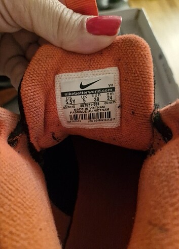 NIKE H2O Repel Bot