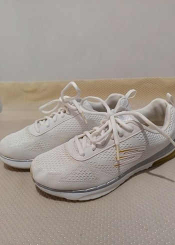 Skechers 36