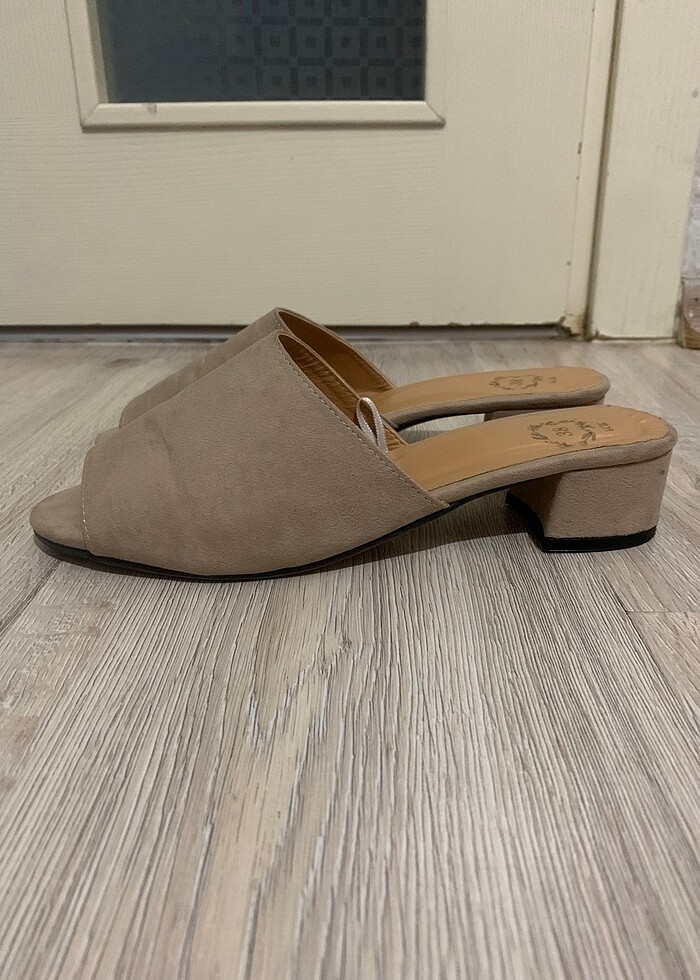 Topuklı Terlik - Görsel 2