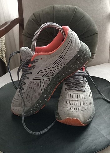Asics 38 orjinal asics spor ayakkabı 