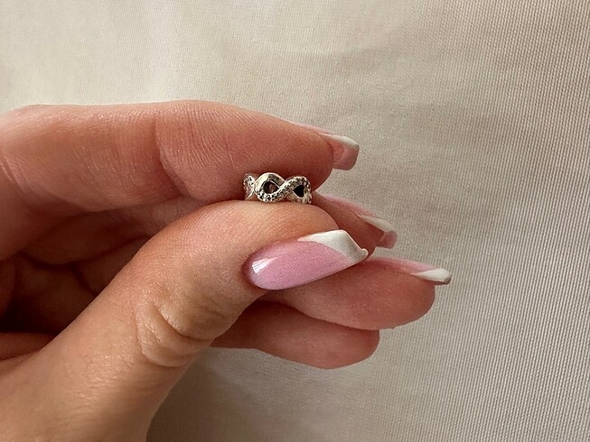  Beden Pandora sonsuzluk charm