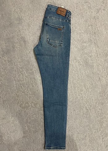 Pull Bear Erkek Mavi Yırtmaçlı Jean - Görsel 5