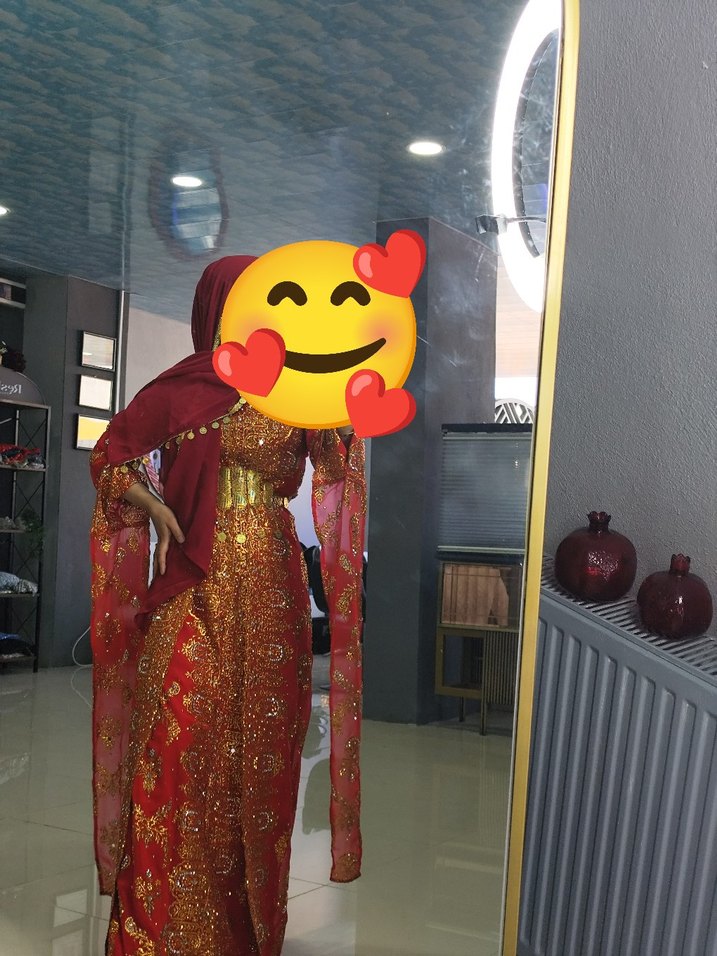 Uzun Kırmızı Desenli Kadın Kına Elbisesi - Görsel 2