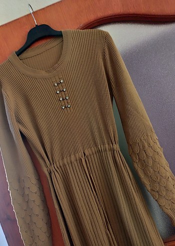 Bej Uzun Triko Elbise - Görsel 3