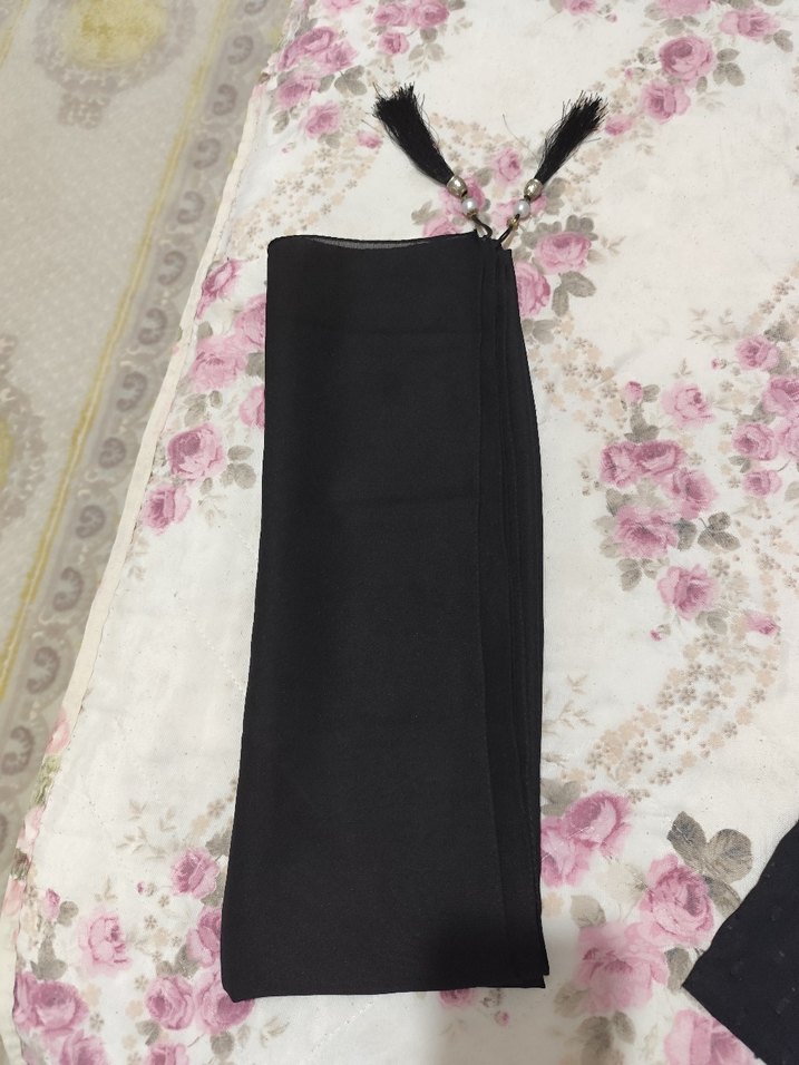 Kadın Bordo Piliseli Düz Kumaş Şal - Görsel 2