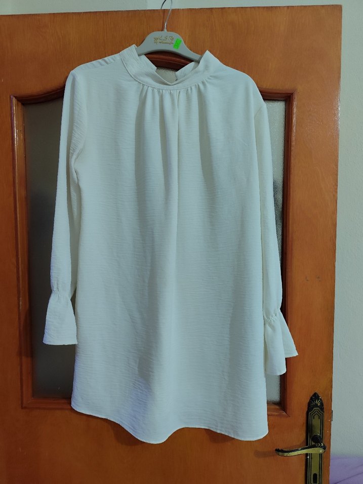 Düğmeli Beyaz Keten Kadın Bluz - Görsel 2